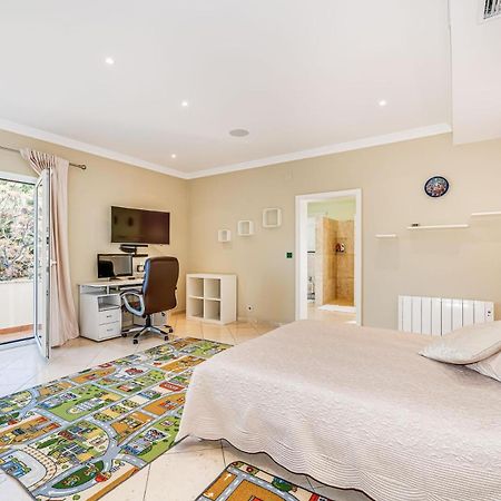 Villa Svim, Walking Distance To The Beach! Marbella Eksteriør billede