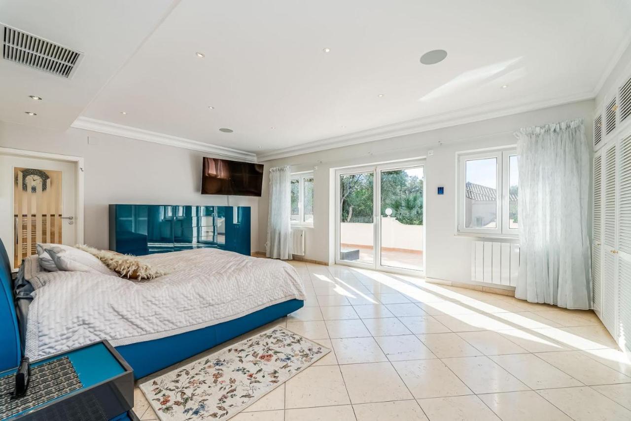 Villa Svim, Walking Distance To The Beach! Marbella Eksteriør billede