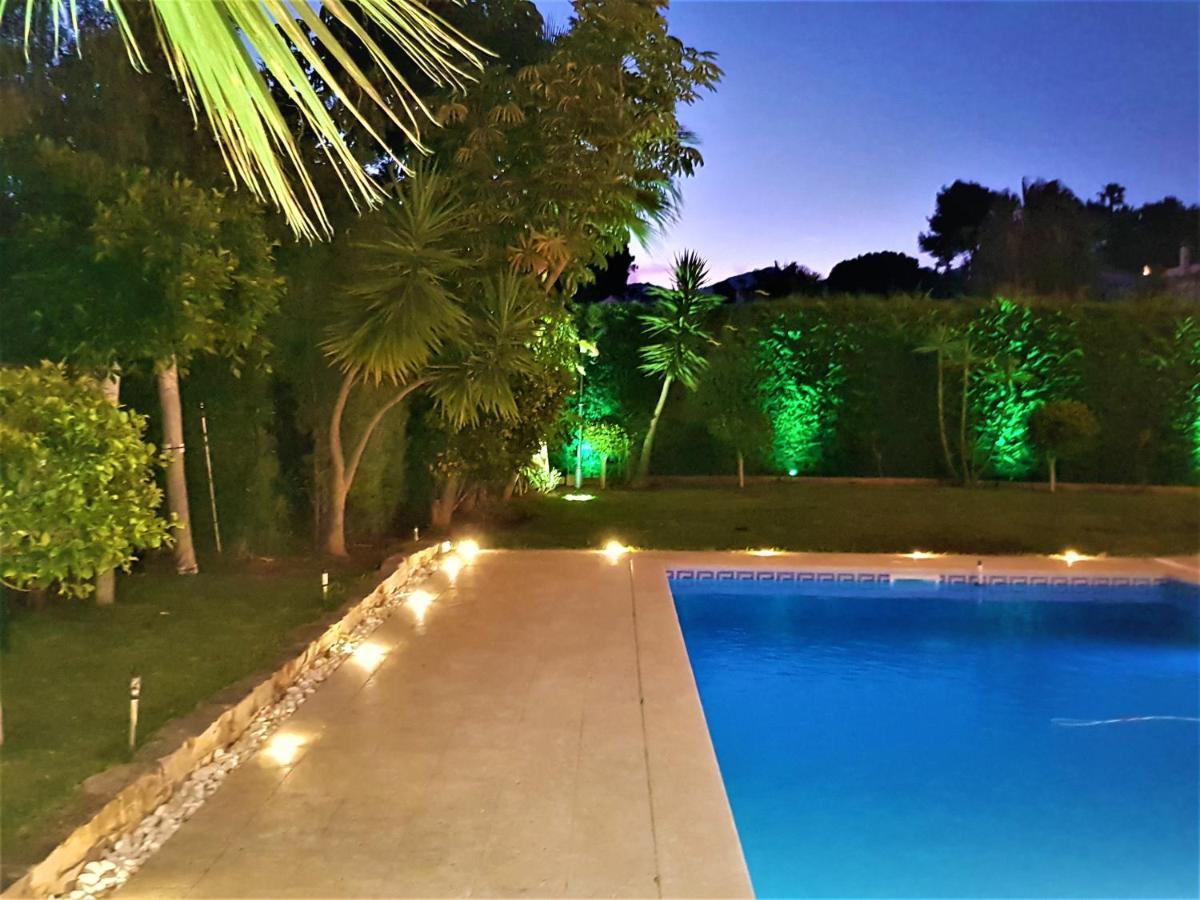 Villa Svim, Walking Distance To The Beach! Marbella Eksteriør billede