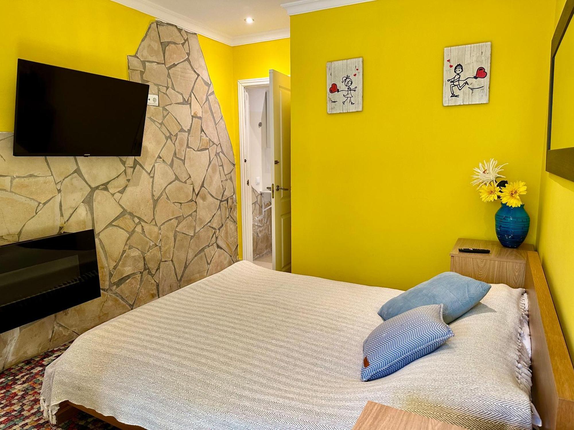 Villa Svim, Walking Distance To The Beach! Marbella Eksteriør billede